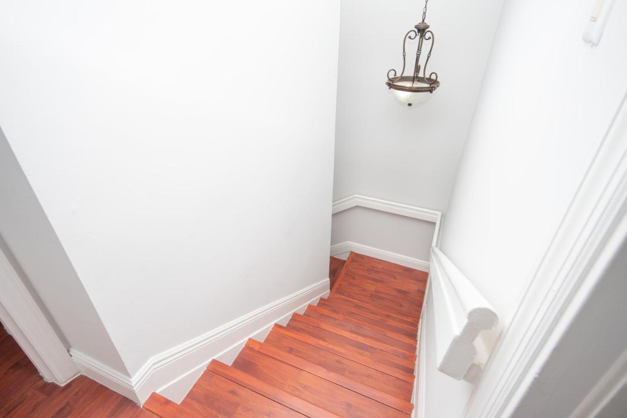 Beautiful 2/2.5 Condo W/Free Parking Fast Wifi Miami Eksteriør billede